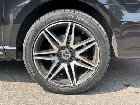 Mercedes-Benz V Class 2.0 V300d AMG Line MPV 5dr Diesel G-Tronic+ Euro 6 (s/s) LWB (237 ps) 17