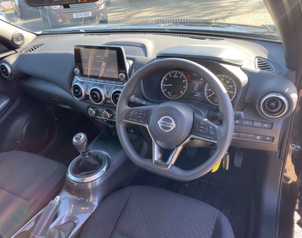 Nissan Juke 1.0 Juke Acenta DiG-T 5dr 17
