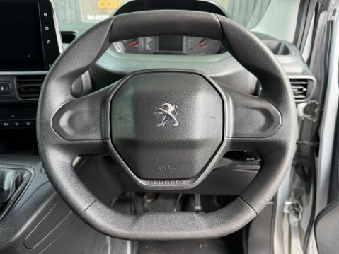 Peugeot Partner BLUEHDI PROFESSIONAL L1 22