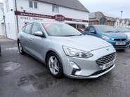Ford Focus 1.5 ZETEC TDCI 4
