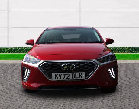 Hyundai IONIQ PREMIUM MHEV 6