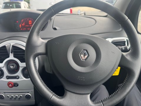 Renault Grand Modus 1.6 VVT Dynamique Auto Euro 4 5dr 15