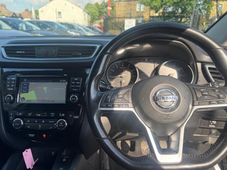 Nissan Qashqai N-CONNECTA DIG-T 11