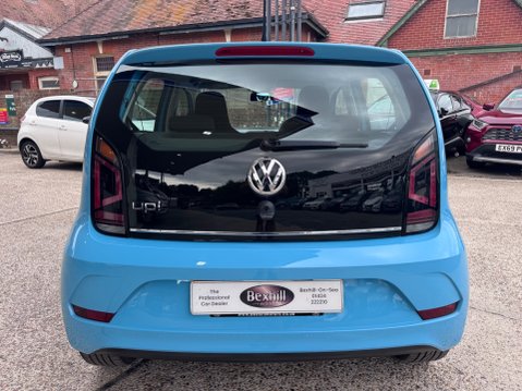 Volkswagen Up HIGH UP BLUEMOTION TECHNOLOGY 9