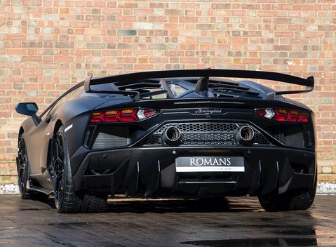 Lamborghini Aventador SVJ LP 770-4 3