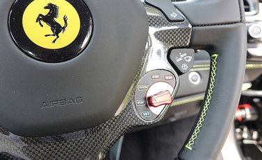 Ferrari 488 Spider 22