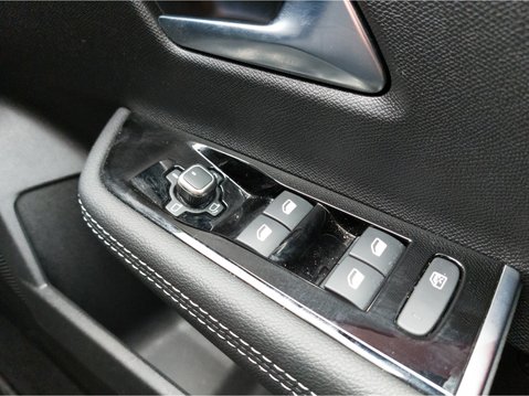 Vauxhall Astra 1.2 Turbo 130 GS Line 5dr 25