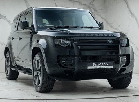 Land Rover Defender 110 D250 X-DYNAMIC HSE 9