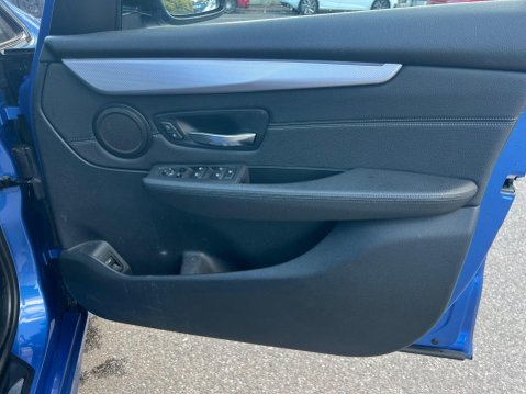 BMW 2 Series 2.0 220i GPF M Sport DCT Euro 6 (s/s) 5dr 29