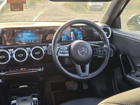 Mercedes-Benz A Class 1.5 A180d SE Hatchback 5dr Diesel 7G-DCT Euro 6 (s/s) (116 ps) 29