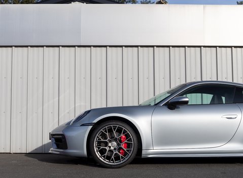 Porsche 911 Carrera 4S (992) 28