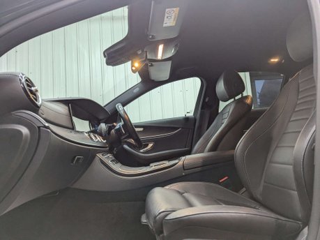 Mercedes-Benz E Class 2.0 E 300 AMG Line de Auto 4dr 53