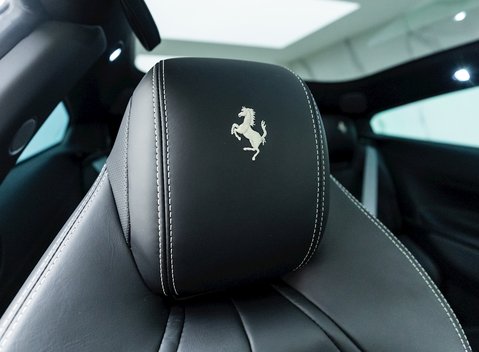 Ferrari GTC4 Lusso V12 10