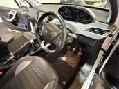 Peugeot 2008 1.2 2008 Allure Premium PureTech S/S 5dr 12