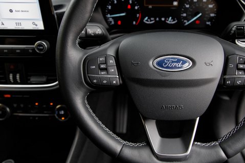 Ford Fiesta TITANIUM X 18