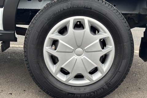 Ford Transit 350 Rwd 130ps Trend Panel Van with Air Conditioning 32
