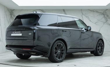Land Rover Range Rover P530 Autobiography LWB (7 Seat) 3