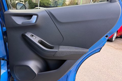 Ford Puma TITANIUM MHEV - 2 OWNERS -APPLE CARPLAY -NEW MOT -FULL HISTORY 32