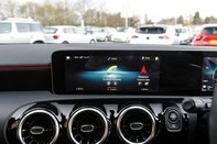 Mercedes-Benz A Class A 200 AMG LINE EXECUTIVE 22