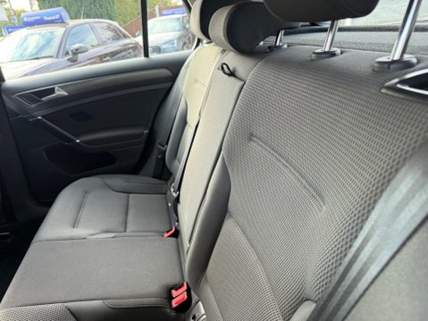 Volkswagen Golf 1.4 TSI BlueMotion Tech SE DSG Euro 5 (s/s) 5dr 22