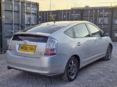 Toyota Prius 1.5 T4 Hatchback 5dr Petrol Hybrid CVT (104 g/km, 76 bhp) 14