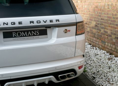 Land Rover Range Rover Sport 5.0 SVR 25
