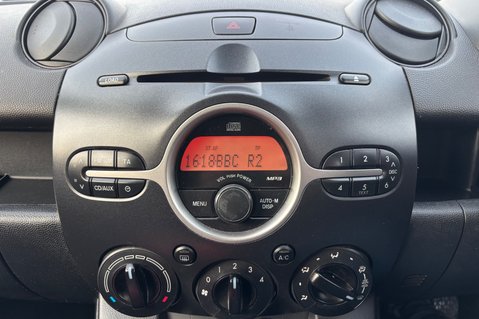 Mazda 2 TAMURA… 1 PREVIOUS KEEPER.. SERVICE HISTORY.. A/C... AUX.. GREAT LITTLE CAR 4