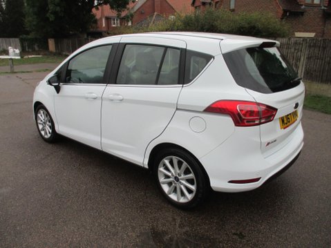 Ford B-Max 1.0T EcoBoost Titanium Navigator Euro 6 5dr 5