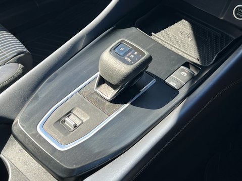 Nissan Qashqai DIG-T TEKNA DCT MHEV 27