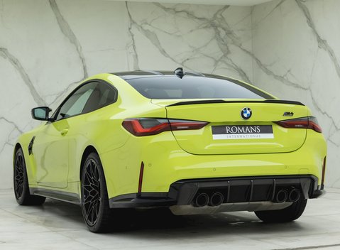 BMW M4 Competition 3