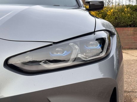 BMW M3 3.0 M3 Competition M xDrive Auto 4WD 5dr 102