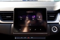 Renault Captur TECHNO E-TECH 24