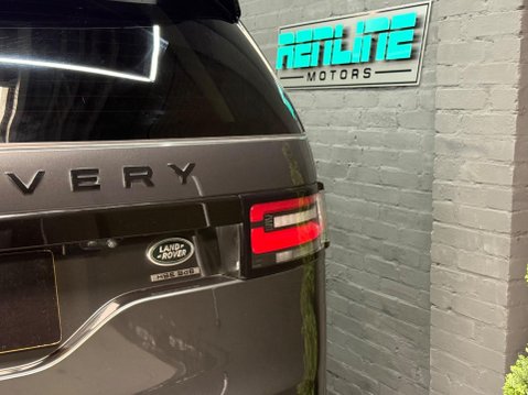 Land Rover Discovery 3.0 SD V6 HSE Auto 4WD Euro 6 (s/s) 5dr 35