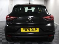 Renault Clio ICONIC TCE 8