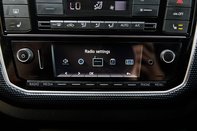 Volkswagen Up R-LINE 16