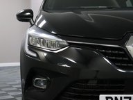 Renault Clio ICONIC TCE BOSE 25
