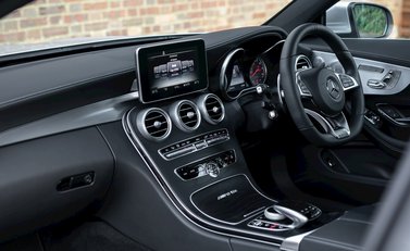 Mercedes-Benz C Class C63 Coupe 14