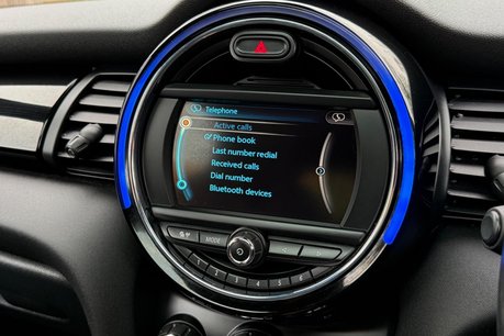 Mini Hatch COOPER 39