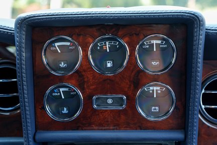 Bentley Continental R Mulliner 23