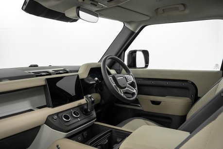 Land Rover Defender 3.0 D250 MHEV X-Dynamic HSE SUV 3dr Diesel Auto 4WD Euro 6 (s/s) (250 ps) 3