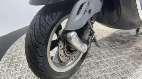 Piaggio Vespa Primavera 2017 22K GOOD RUNNING PROJECT SCOOTER 125CC LEARNER BIKE 19