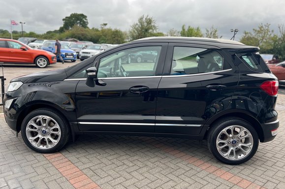 Ford Ecosport TITANIUM 10