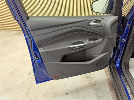 Ford C-Max 1.5 C-Max Titanium TDCi 5dr 43