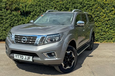 Nissan Navara Tekna | Auto | 2.3 LT | Double Cab | Sensors | Camera | EURO 6 | NO VAT