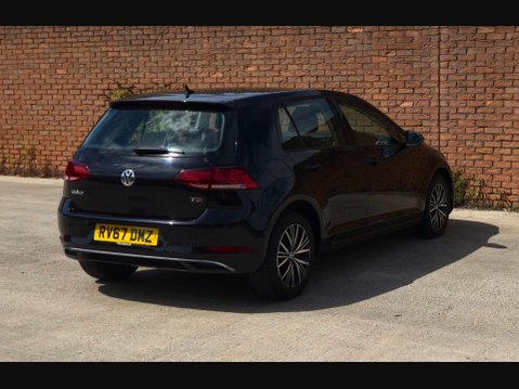 Volkswagen Golf 1.6 Golf SE Nav TDI BlueMotion Technology 5dr 18