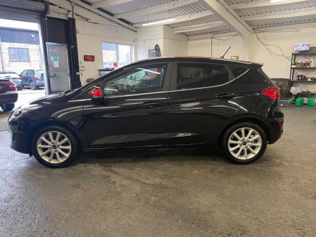 Ford Fiesta 1.0T EcoBoost Titanium Euro 6 (s/s) 5dr 4