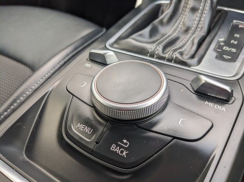 Audi Q2 TFSI QUATTRO S LINE 28