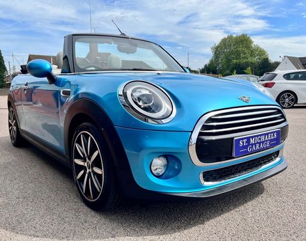 Mini Convertible 1.5 Cooper Exclusive Auto 2dr 67
