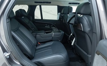 Land Rover Range Rover P530 FIRST EDITION 17