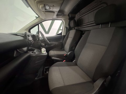 Vauxhall Combo 2300 1.5 SportIVE TD S/S 15